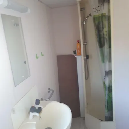 315 Rue De La Cametorte Apartment